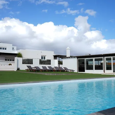 Renovated Mahalo With Swimming Pool & Tennis Court