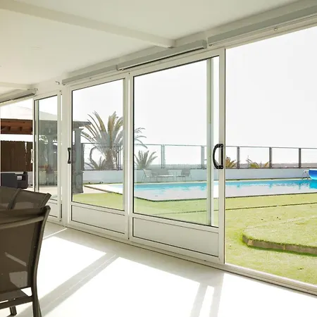 Villa Renovated Mahalo With Swimming Pool & Tennis Court Tias